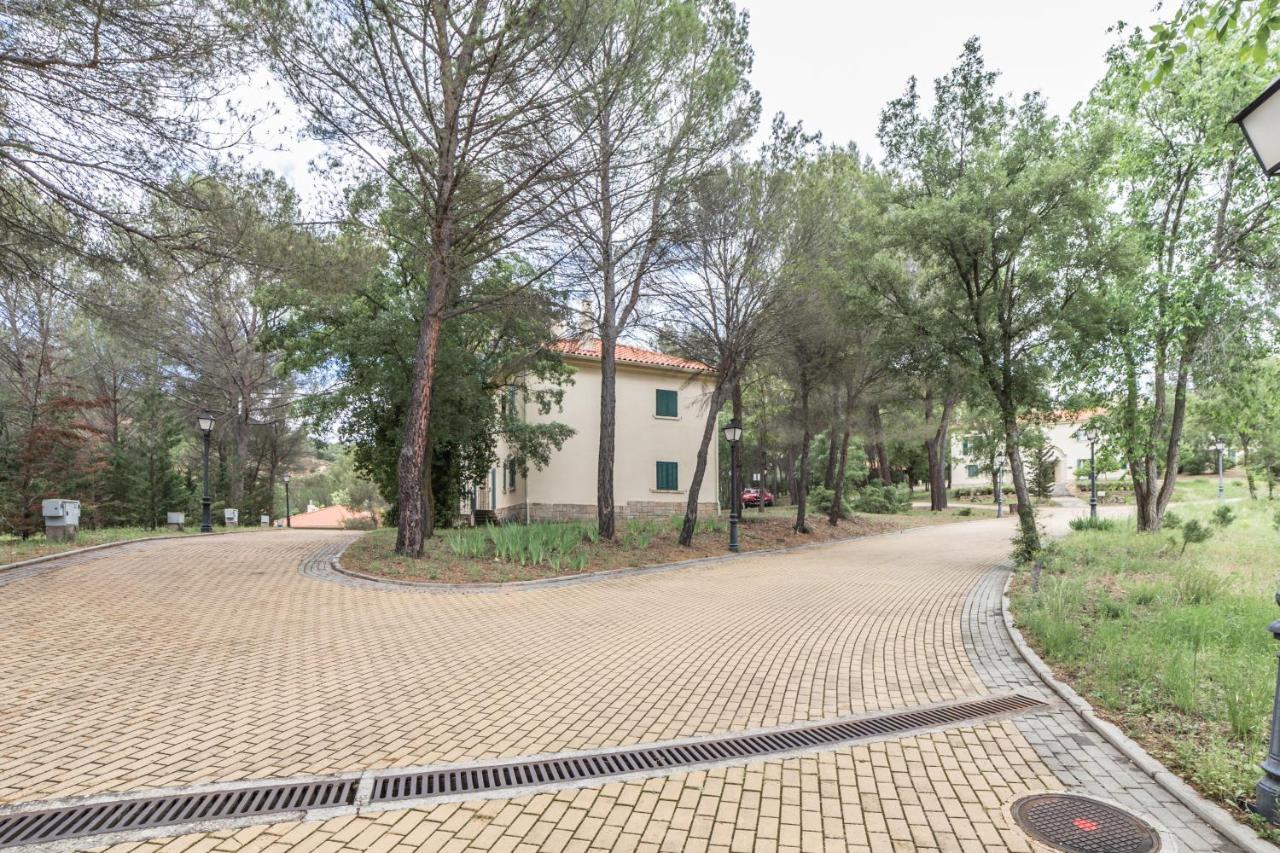 Apartamentos Rurales El Colvillo Трийо Екстериор снимка